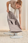 Babybjorn Bouncer Bliss Woven -Petal quilt - Sand Grey